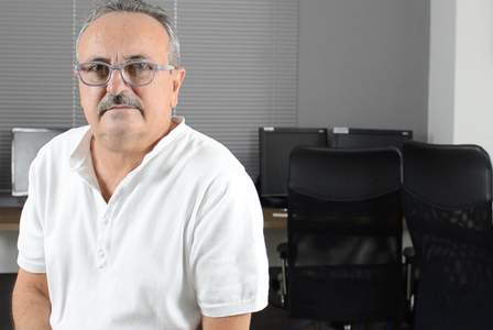 Transparent bg loader