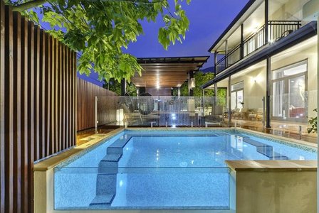 Transparent bg loader